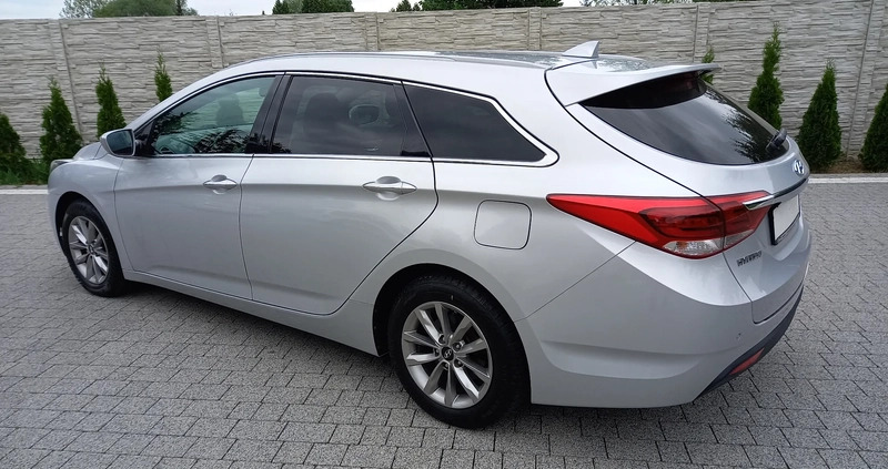 Hyundai i40 cena 58500 przebieg: 179250, rok produkcji 2017 z Siedlce małe 742